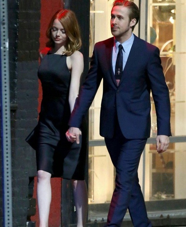 Emma Stone La La Land black dress e1484568762424