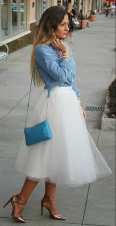 shirt with white skirt min