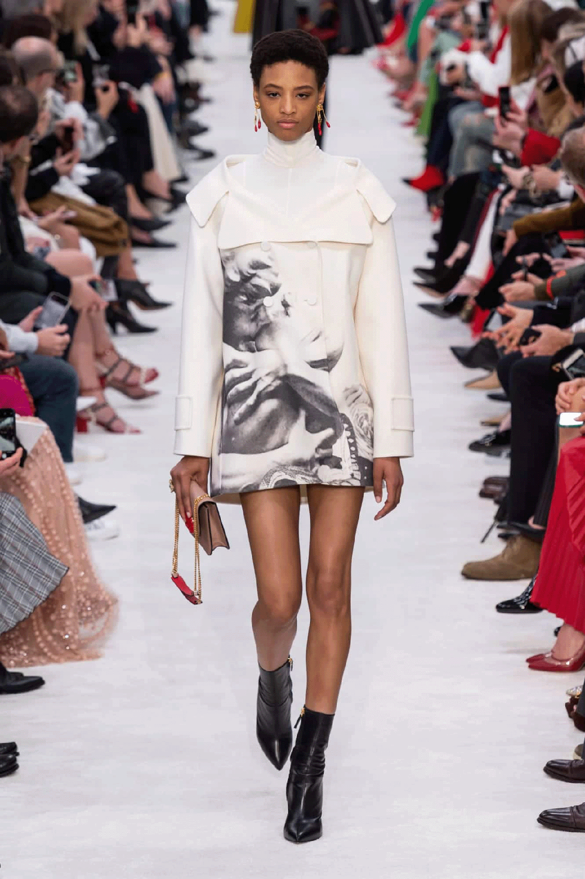 valentino fall 2019 10 min