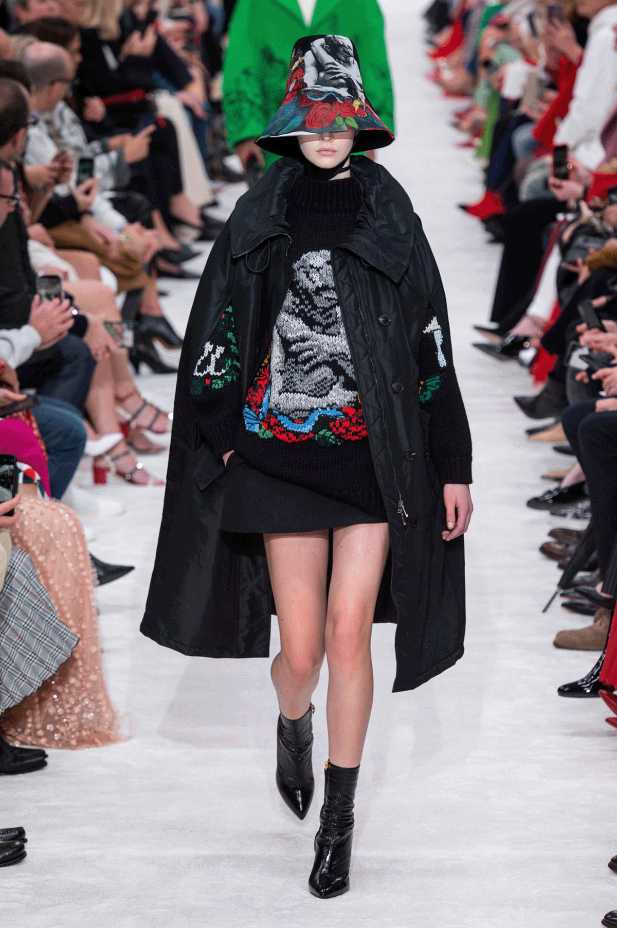 valentino fall 2019 29 min