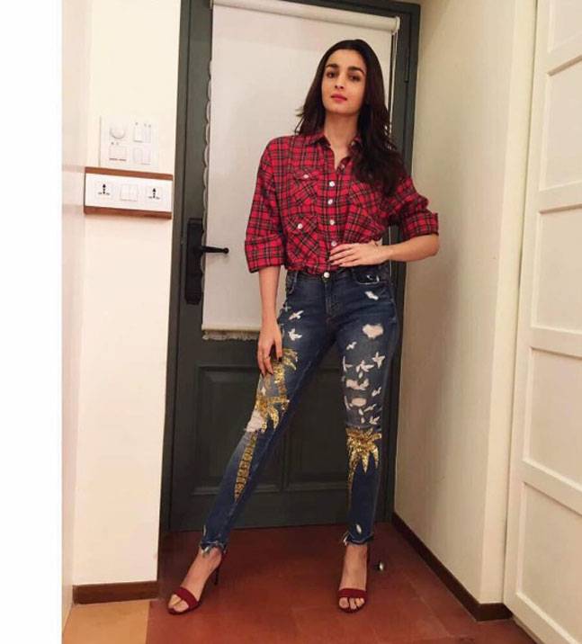 Alia Bhatt flannel shirt min