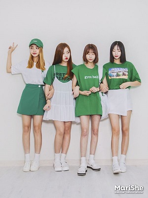 a1c4282e408a2bc5664fe37e9acf442b daily style korean style