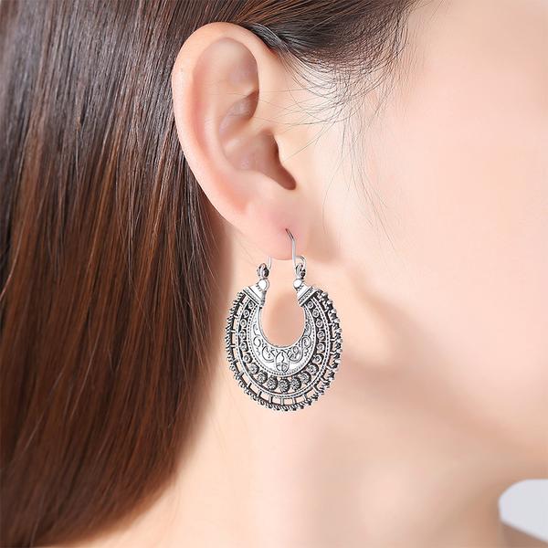 earring min