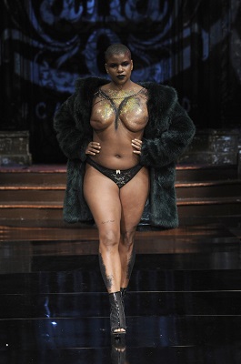 breast cancer fashion