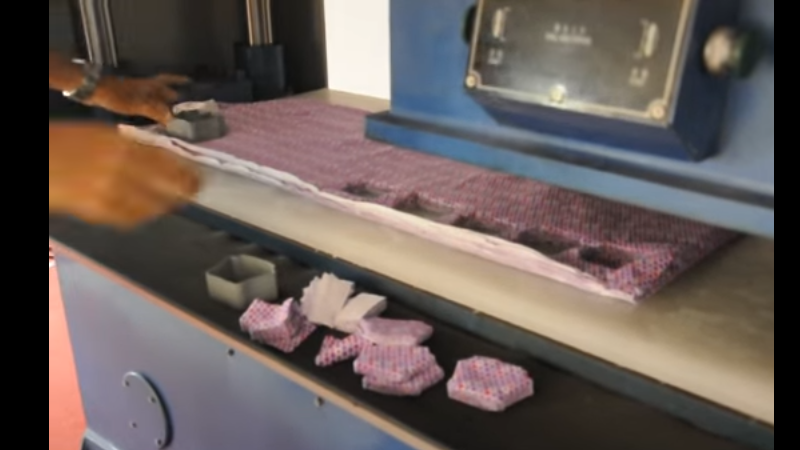 die cutting machine for fabric