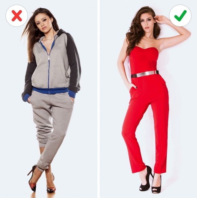 Pyjamas or sportswear min
