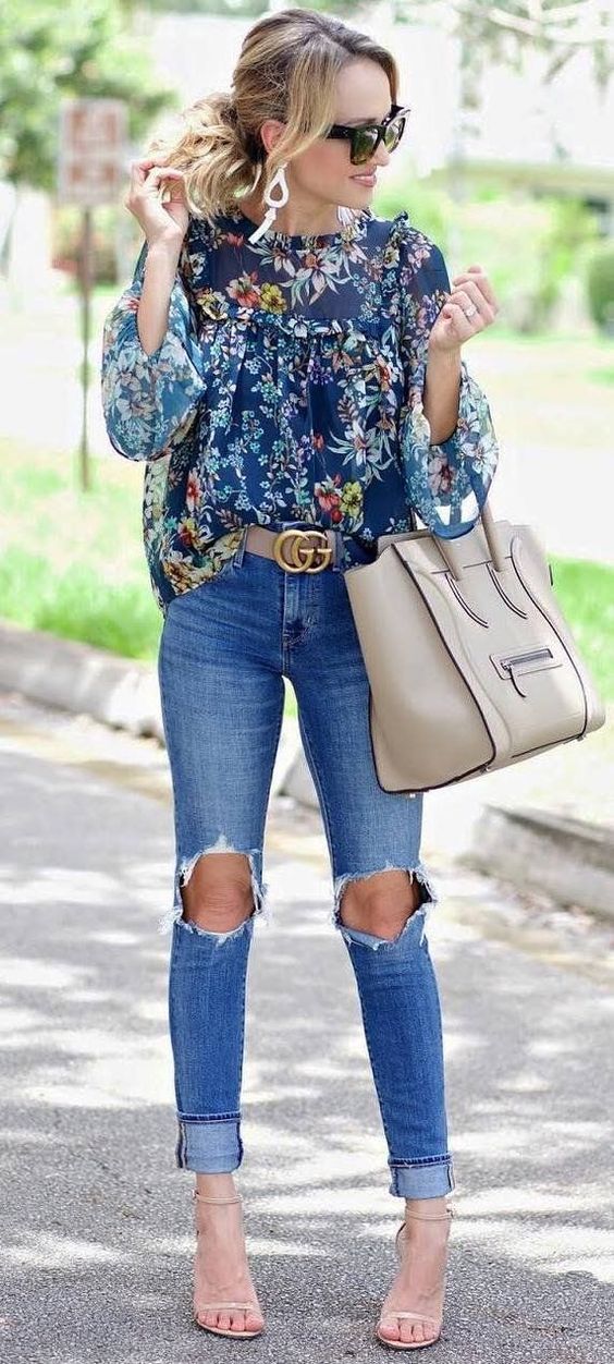blue floral min