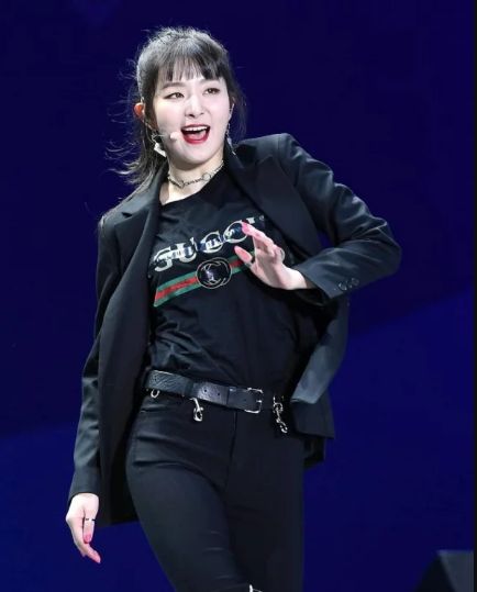 Seulgi Red Velvet min