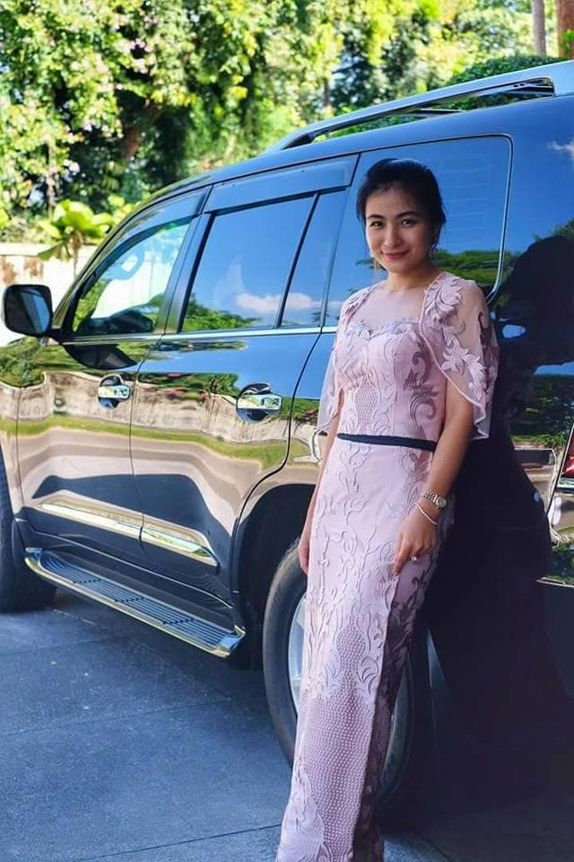 khin lay nwe purple dress min