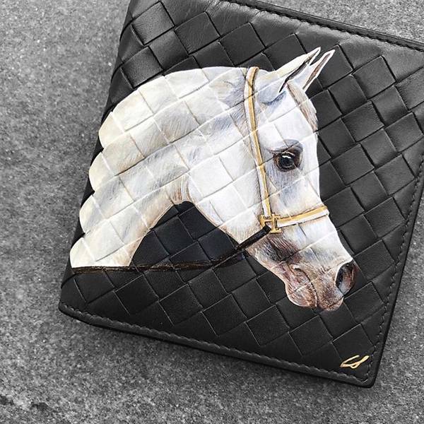 horse bag min