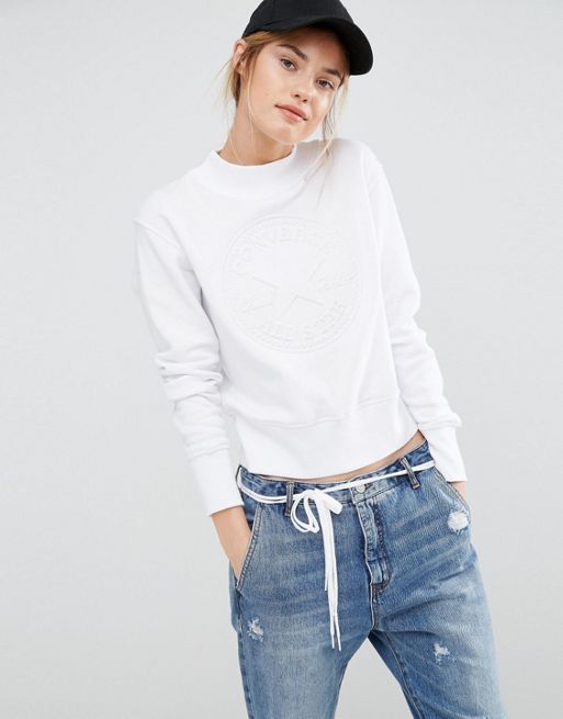 white long sleeve shirt min