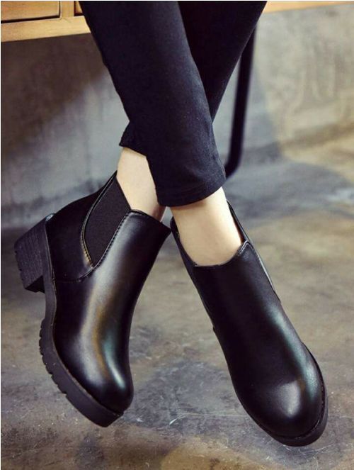 skinny jean with boots min